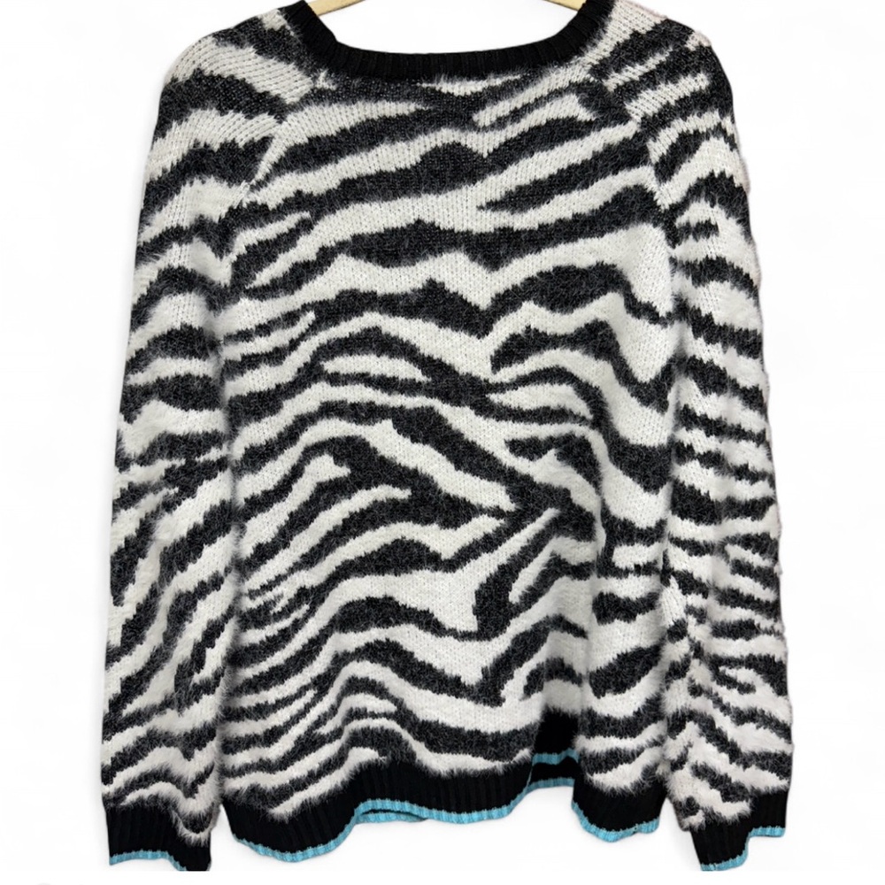 No Boundaries Black and White Zebra Sweater - Picture 4 of 6